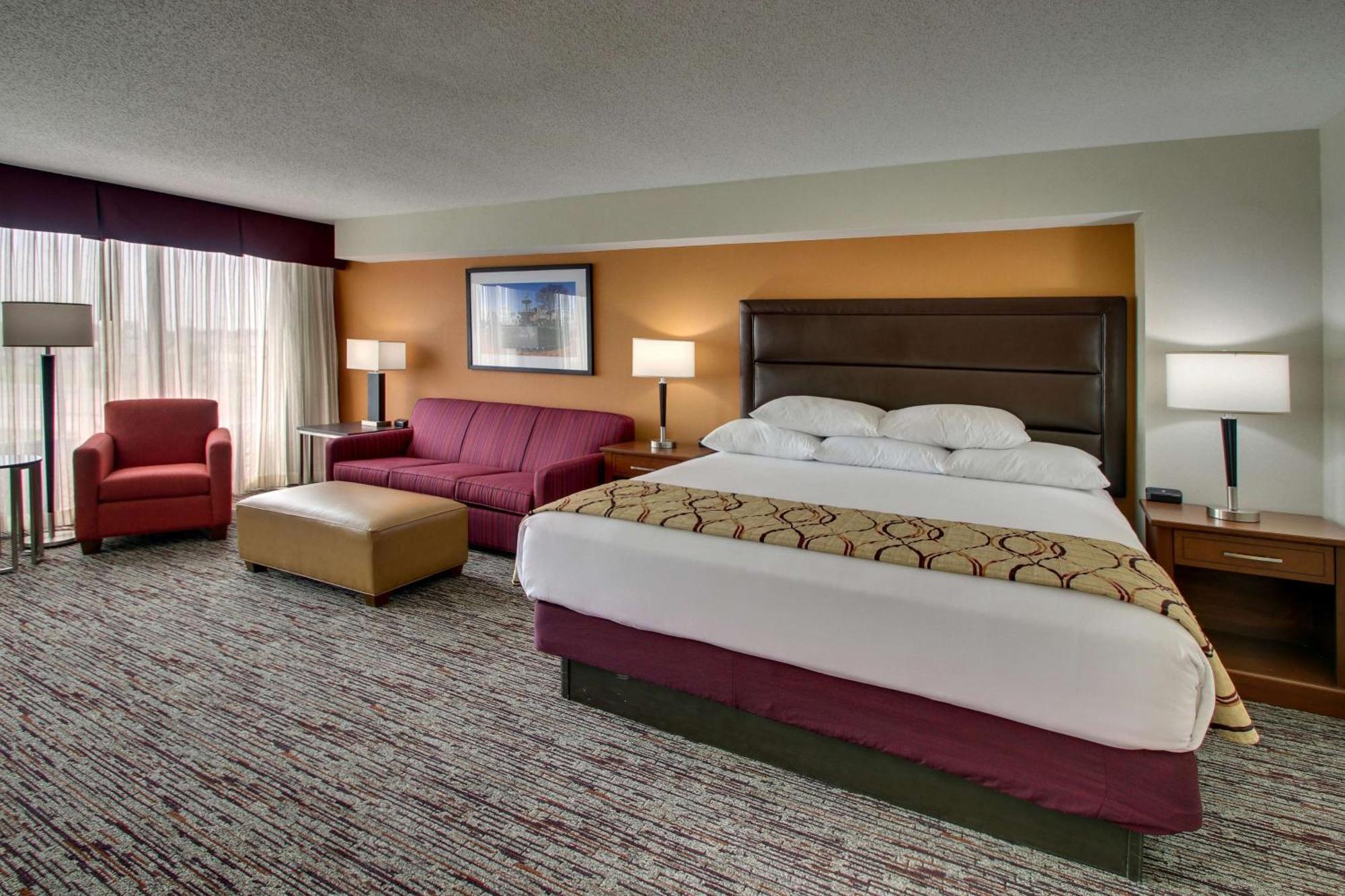 Drury Inn & Suites Боулинг Грийн Екстериор снимка
